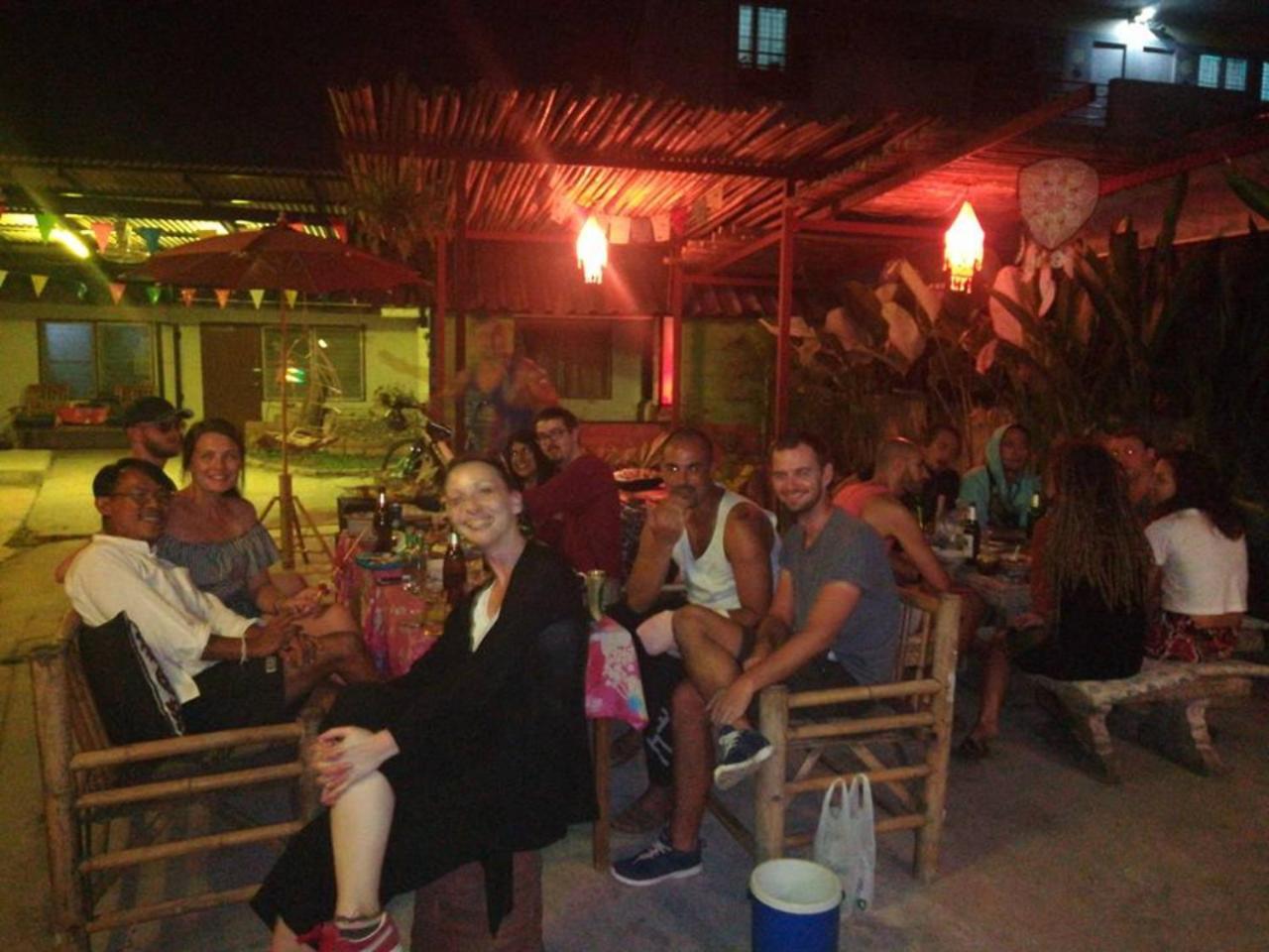 Cody Guesthouse Chiang Mai Bagian luar foto